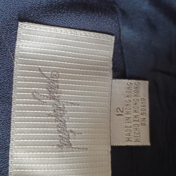 Vintage Jacqueline Ferrar Sheath Dress. Navy with Cream trim, lined - Picture 4 of 8